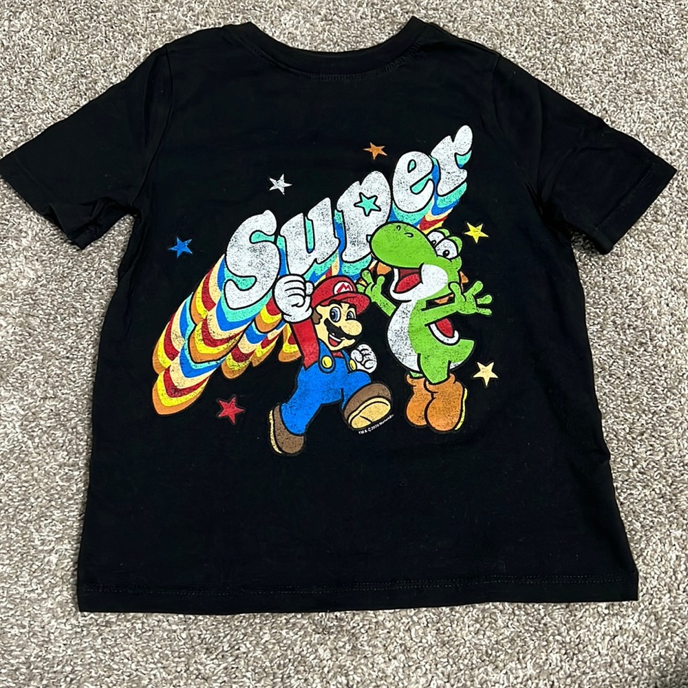 🌻FOR BUNDLES ONLY🌻 Mario shirt